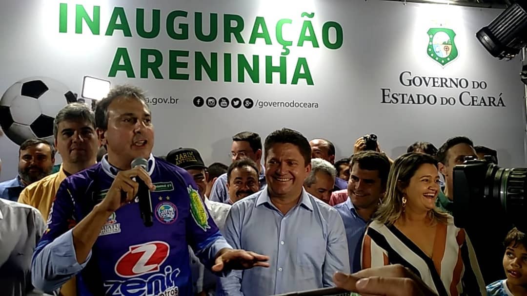 Areninha é inaugurada com presença do governador