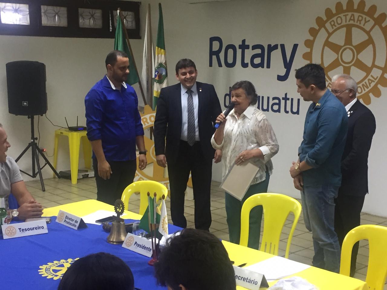 Rotary Club de Iguatu homenageia profissional da advocacia