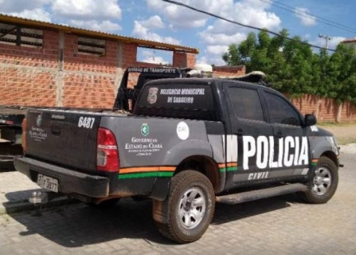 Homem é morto a tiros e golpes de faca na zona rural