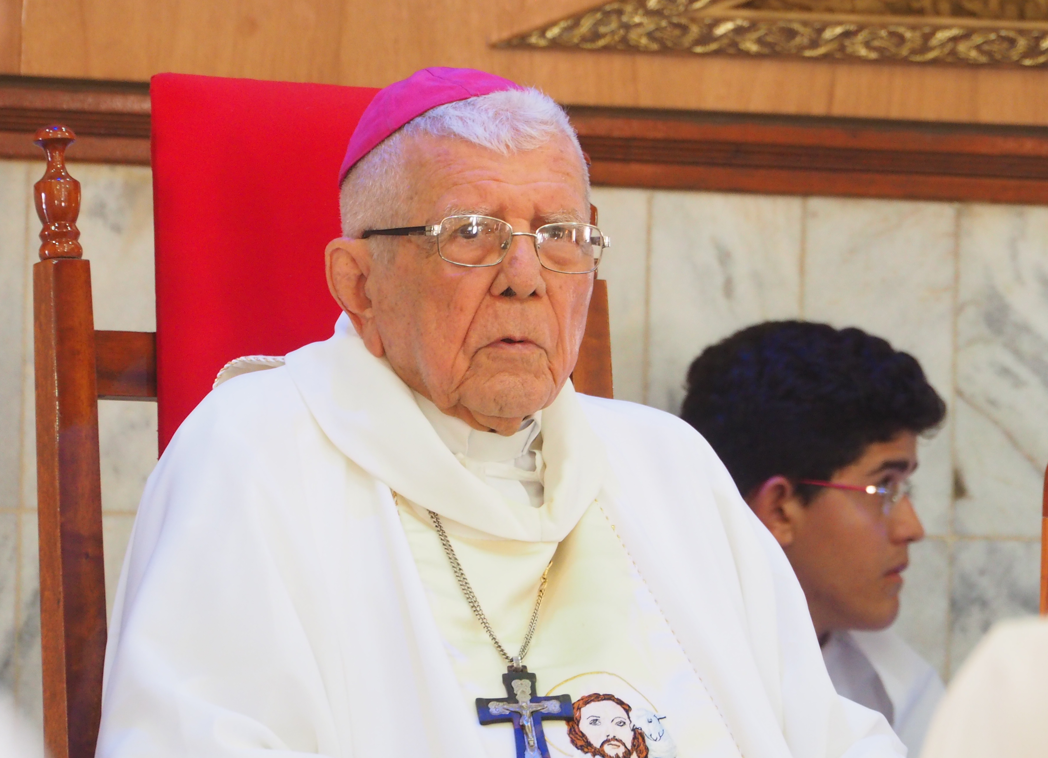 Ainda internado, quadro de saúde do bispo emérito Dom Mauro inspira cuidados