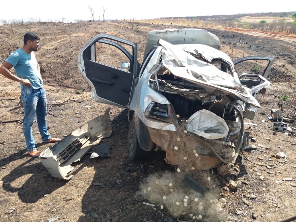 Dois morrem e um fica ferido em acidente de trânsito na zona rural de Iguatu