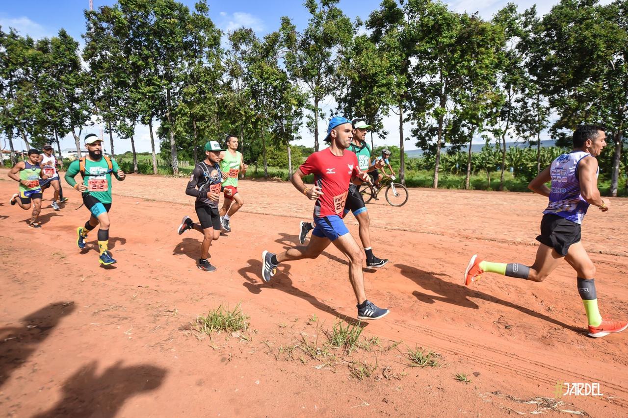 Atletas de Iguatu vencem provas de resistência no Cariri