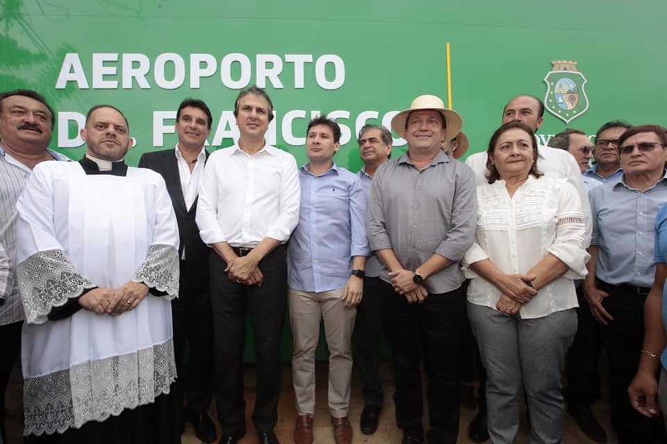 Camilo Santana fala sobre Av. Perimetral, Centro de Convenções e acirramento político local