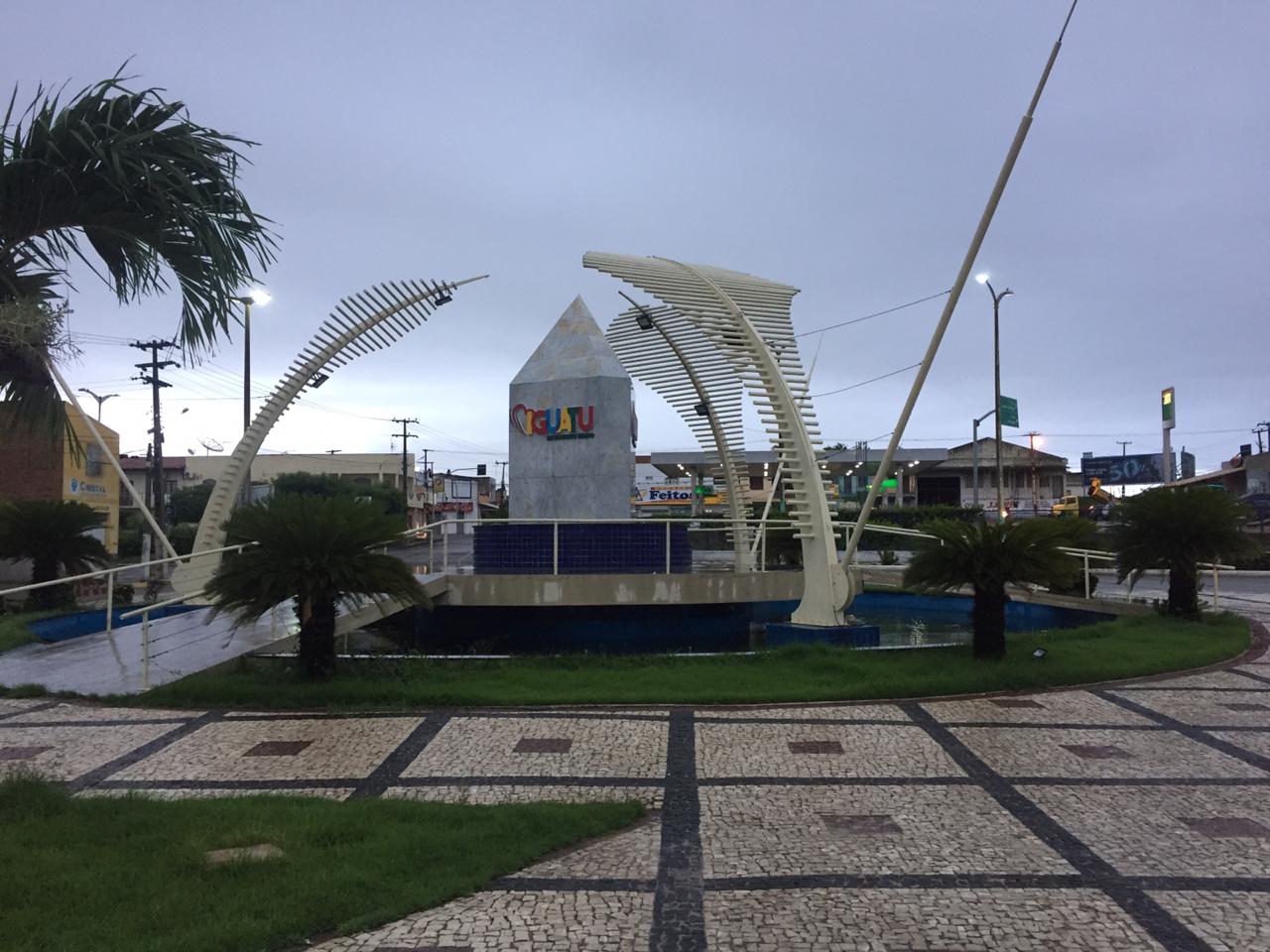 Iguatu tem feriado com chuva e registro de pontos de alagamentos