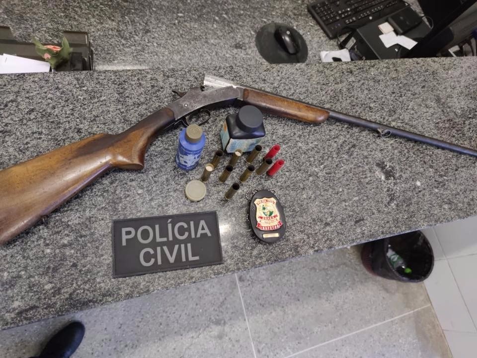 Arma supostamente usada em homicídio é apreendida na zona rural de Iguatu