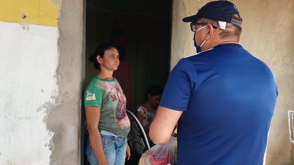 Grupo Solidário Já Distribuiu Mais De 100 Cestas Básicas A Famílias Carentes Jornal A Praça 9831