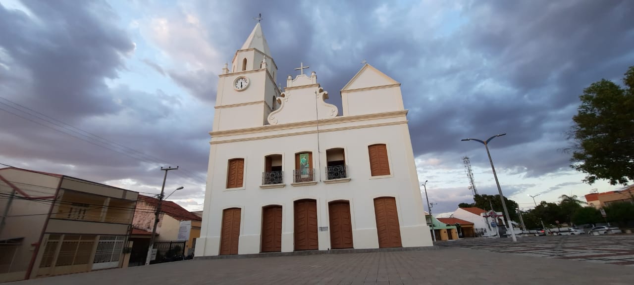 Matriz de Senhora Sant’Ana reabre as portas para missas com fiéis