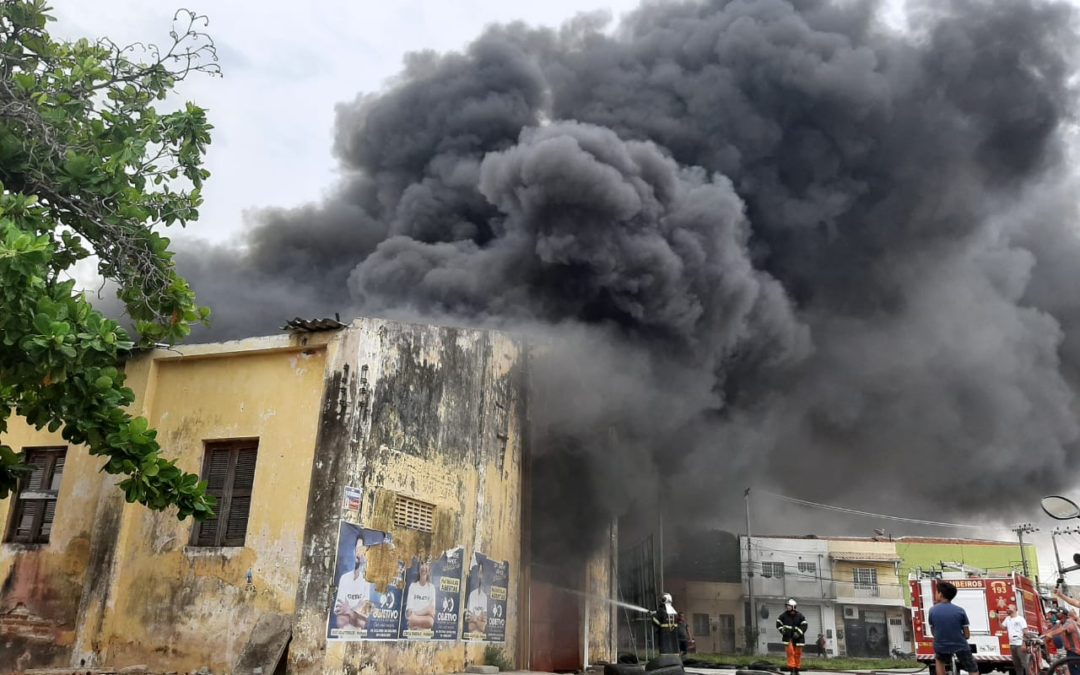 Oficina da estação ferroviária em Iguatu é atingida por incêndio