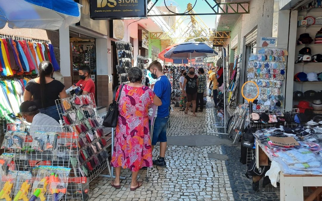 Pandemia provoca aumento do comércio informal