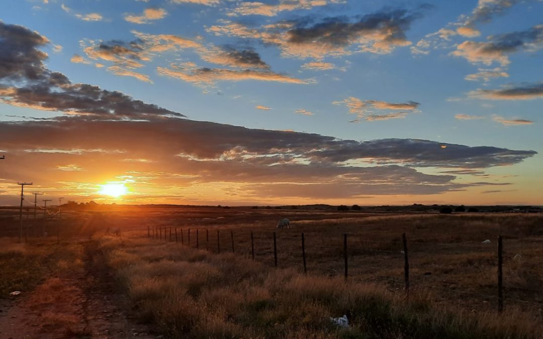 Pôr do sol no Novo Altiplano atrai admiradores