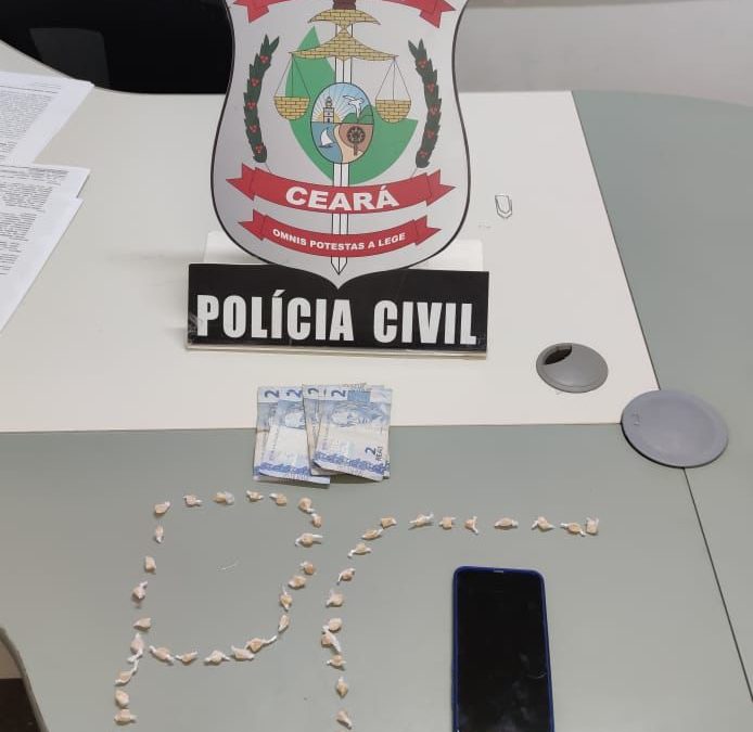 Mulher é presa pela Polícia Civil com mais de 50 pedras de crack