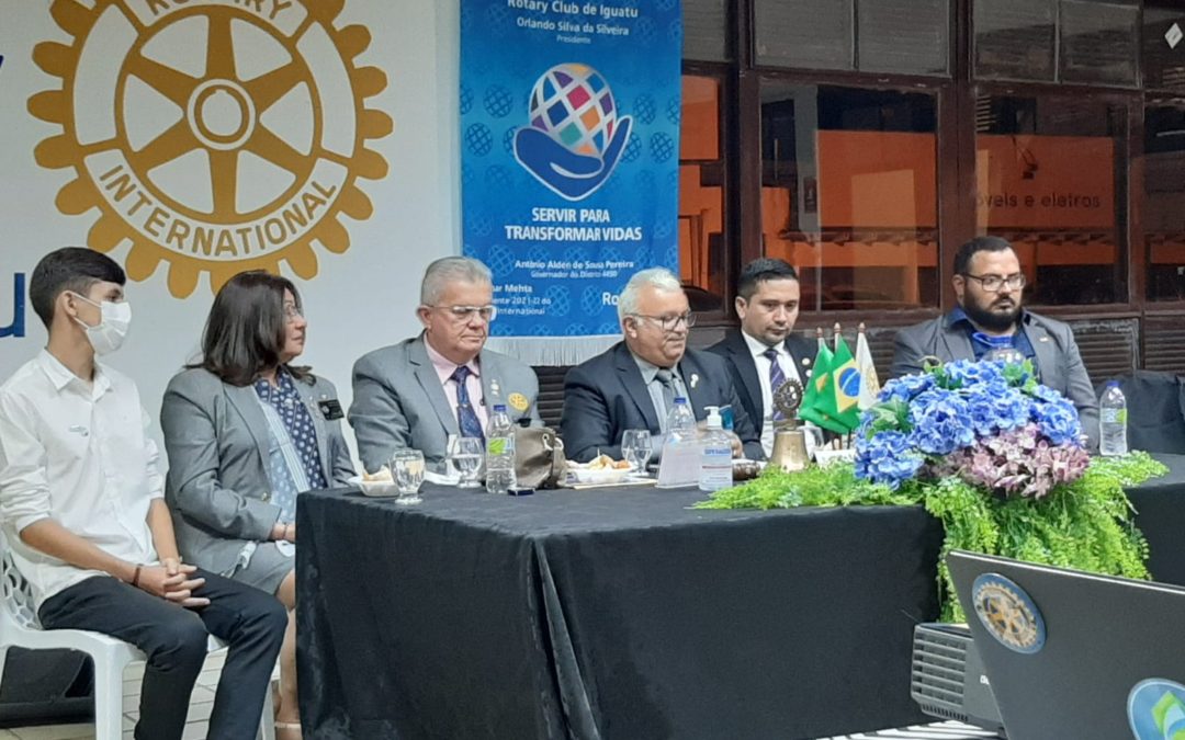 Governador do Distrito 4490 cumpre agenda nos clubes de Rotary em Iguatu