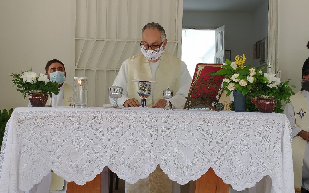 Monsenhor Queiroga chega aos 85 anos atual e ativo e destaca três amores: “à juventude, à educação e à formação de casais”