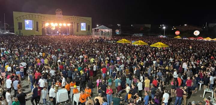 50 mil pessoas na abertura do “Arraiá do Povo” com Gusttavo Lima