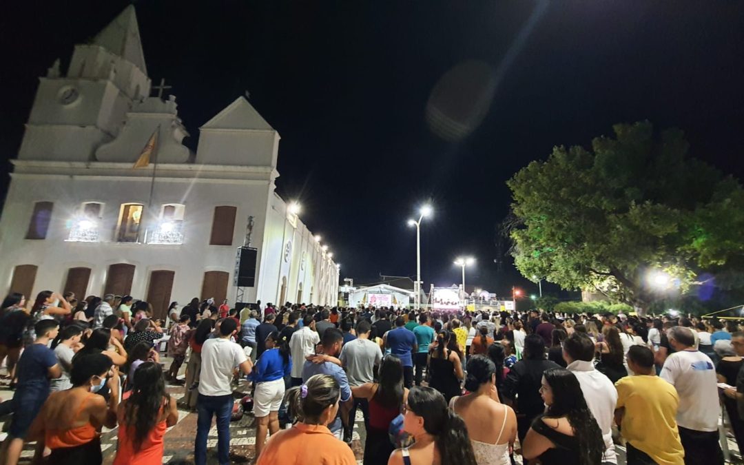 Festa de Senhora Sant’Ana segue até terça-feira, 26