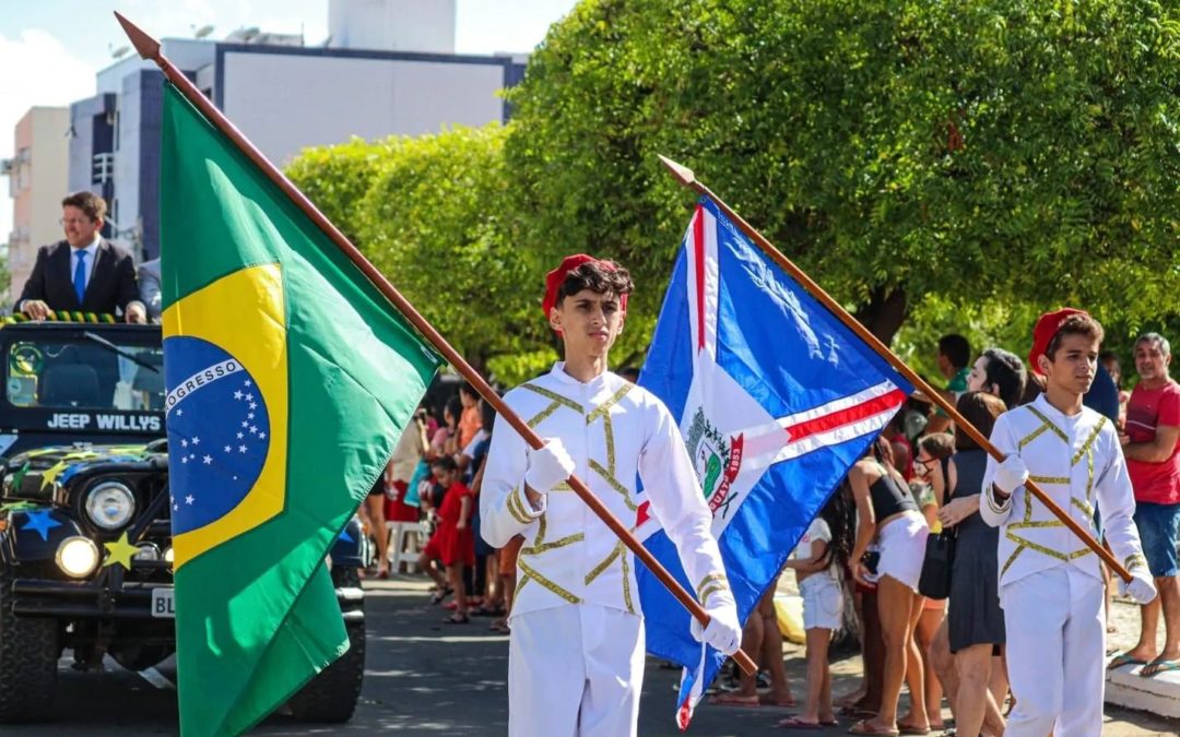 Desfile cívico em Iguatu celebra união entre os povos