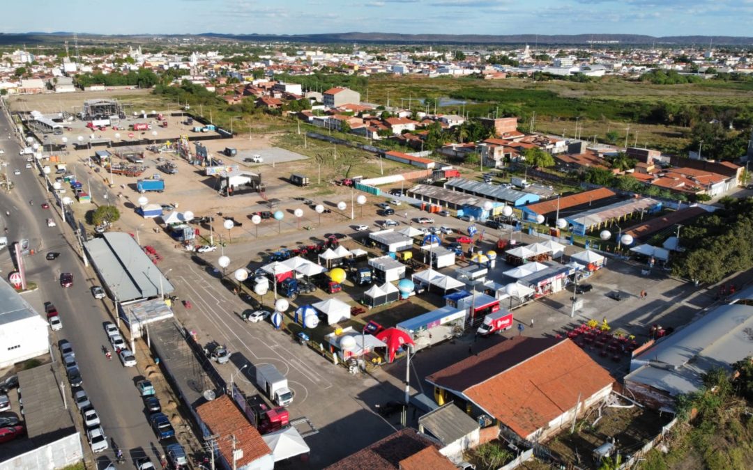 EXPOIGUATU começa com expectativa de aquecer economia local