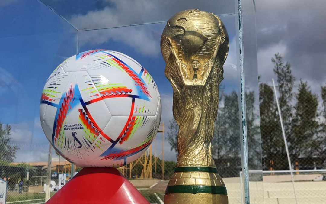 Escolinha de futebol da AABB comemora 10 anos com Copa do Mundo