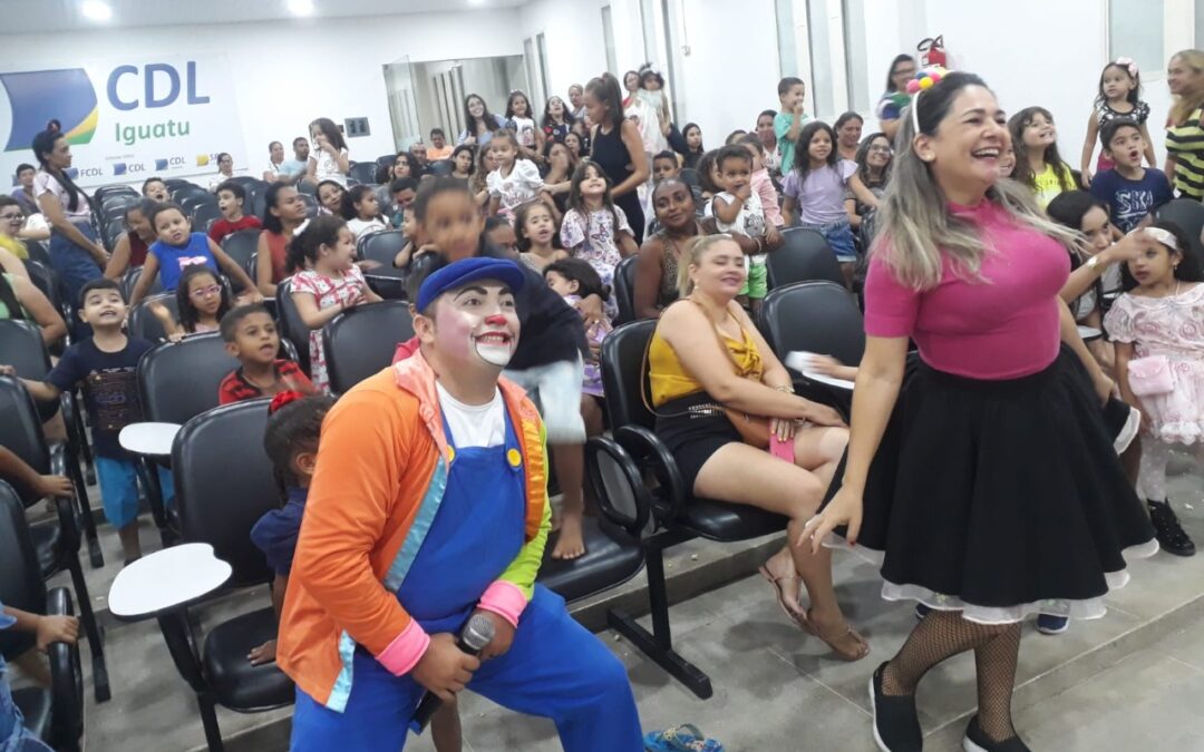 CDL realiza festa para crianças de creche do bairro Santo Antônio