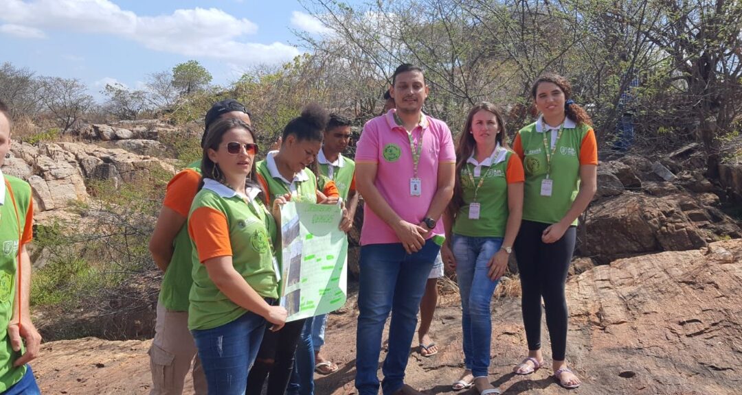 Agentes realizam trabalho de prevenção e conscientização em defesa do meio ambiente