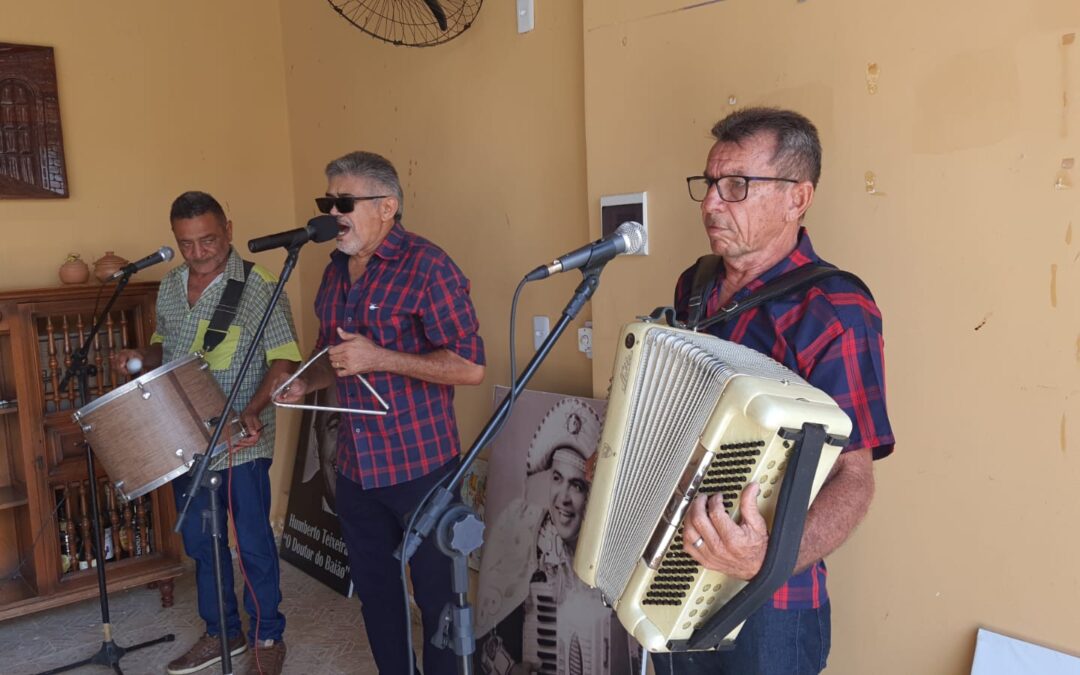 110 anos do Rei do Baião marcado por lançamento de livro, forró e baião