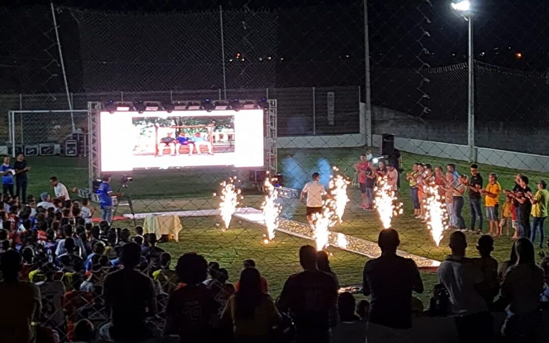 Escolinha de futebol da AABB comemora 11 anos com campeonato interno