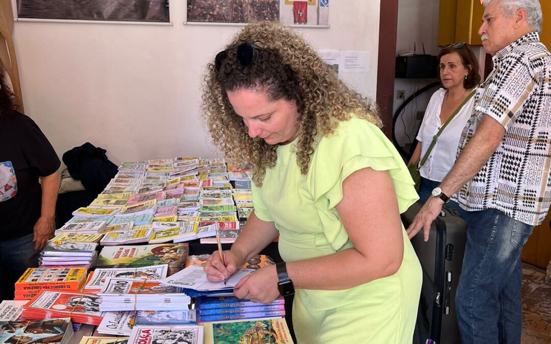 Professora Leila Freitas lança livros na FLIP no Rio de Janeiro