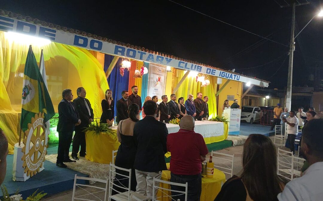 Rotarys de Iguatu empossam novos presidentes