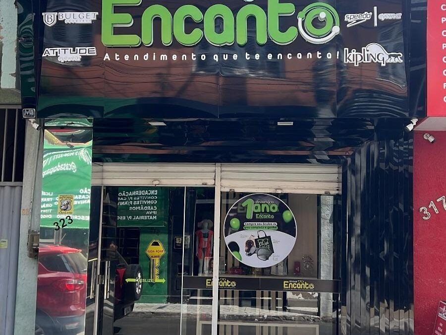 Óptica Encanto, credenciada à CDL, comemora 1 ano com café da manhã para clientes